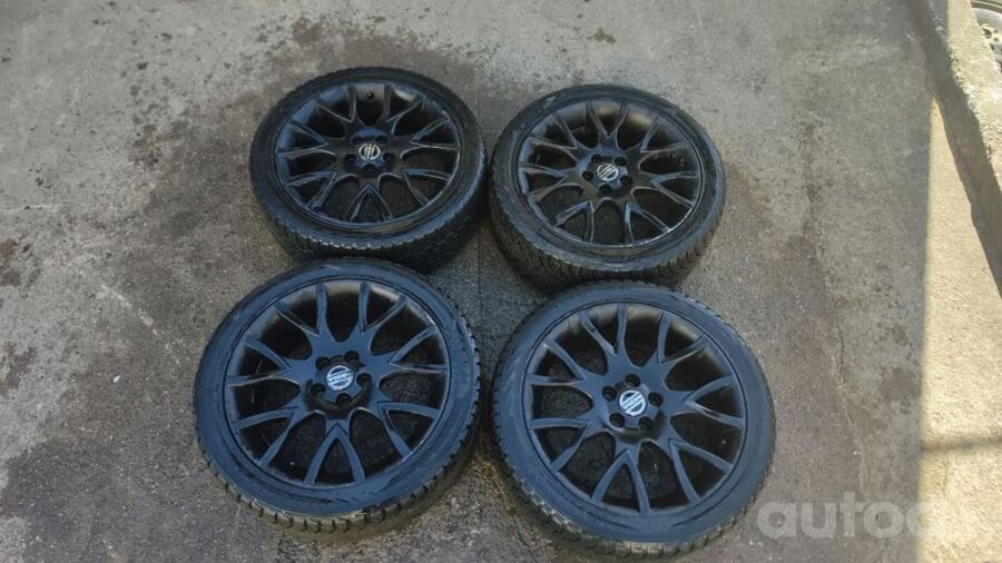 Volvo, lietie