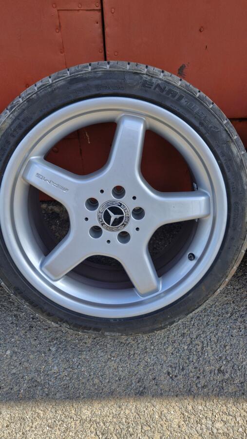 Mercedes benz, lietie