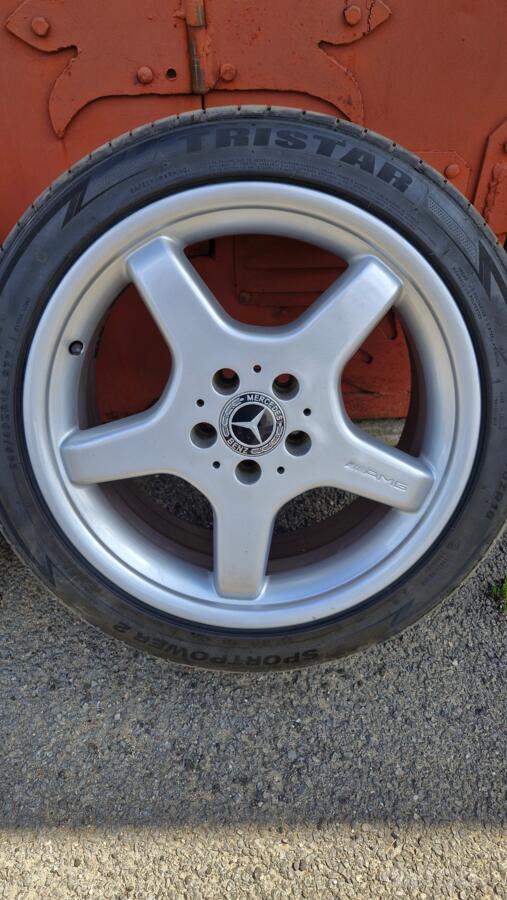 Mercedes benz, lietie