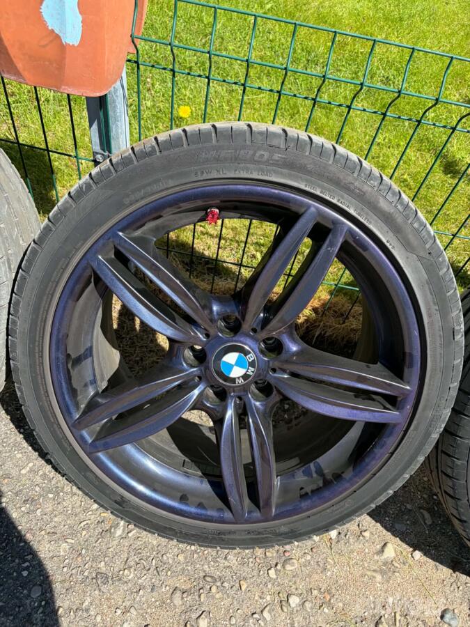 BMW, lietie