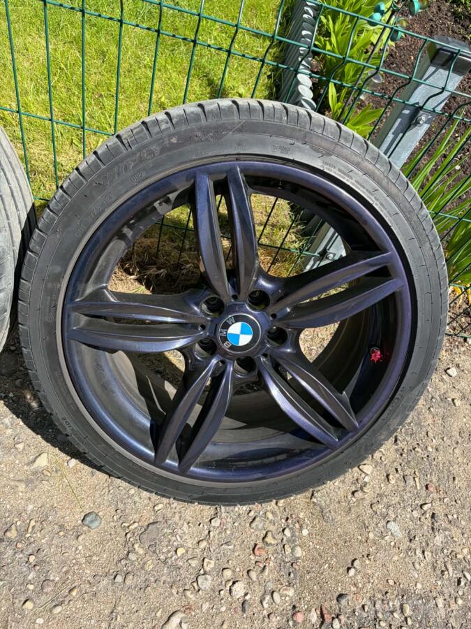 BMW, lietie
