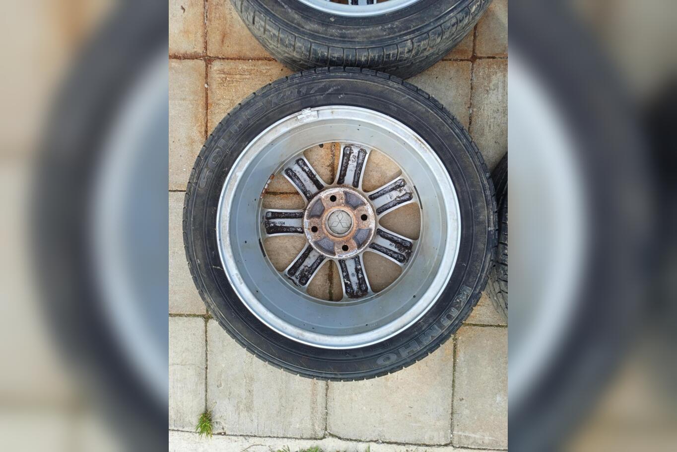 MITSUBISHI, lietie