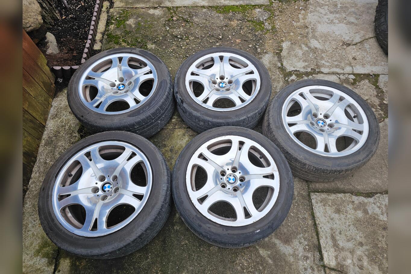 BMW, lietie