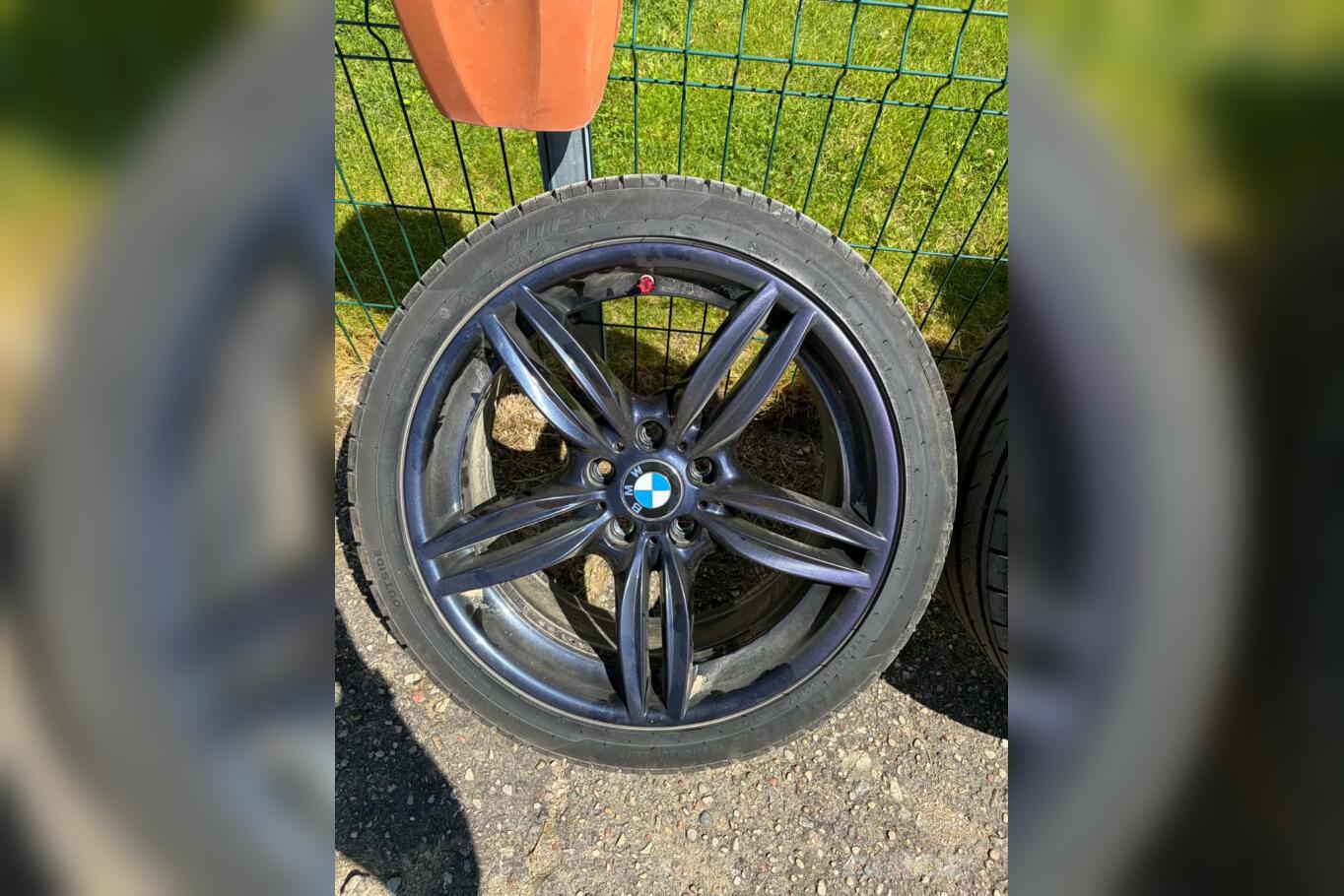 BMW, lietie