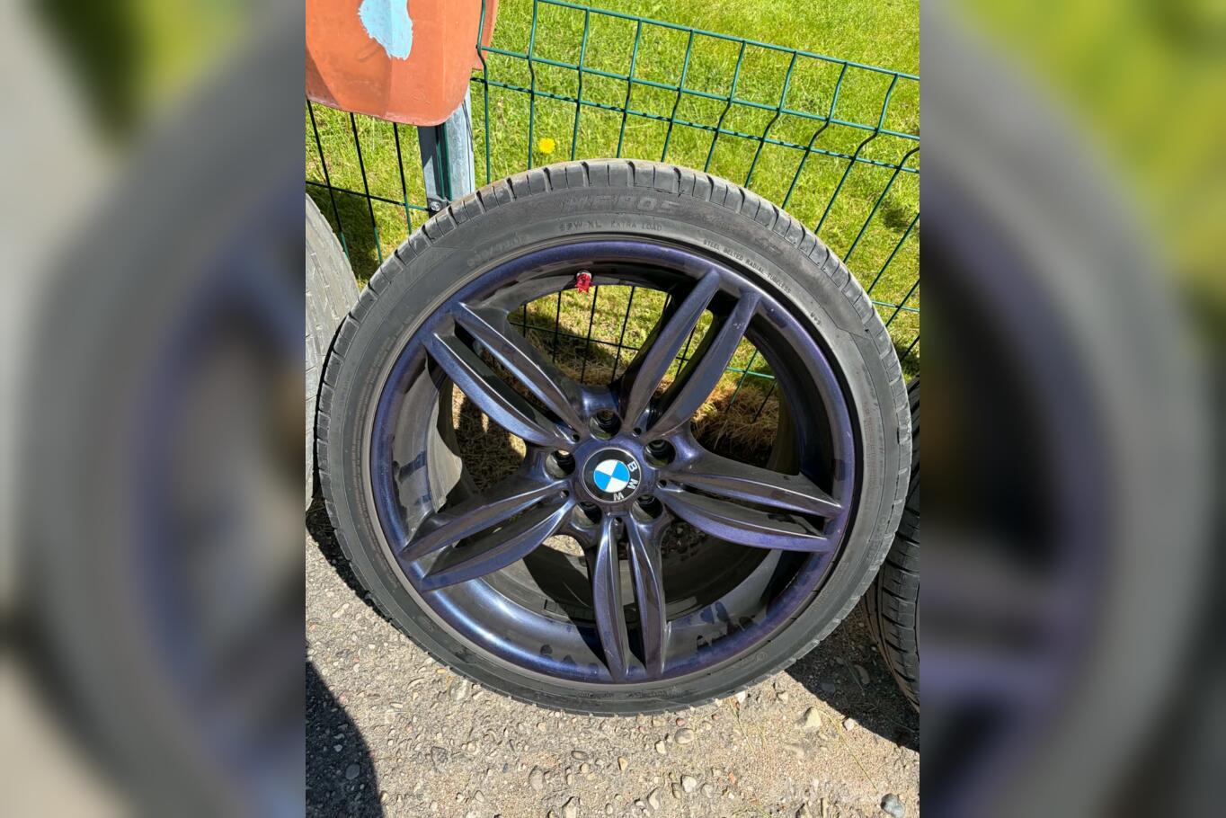 BMW, lietie