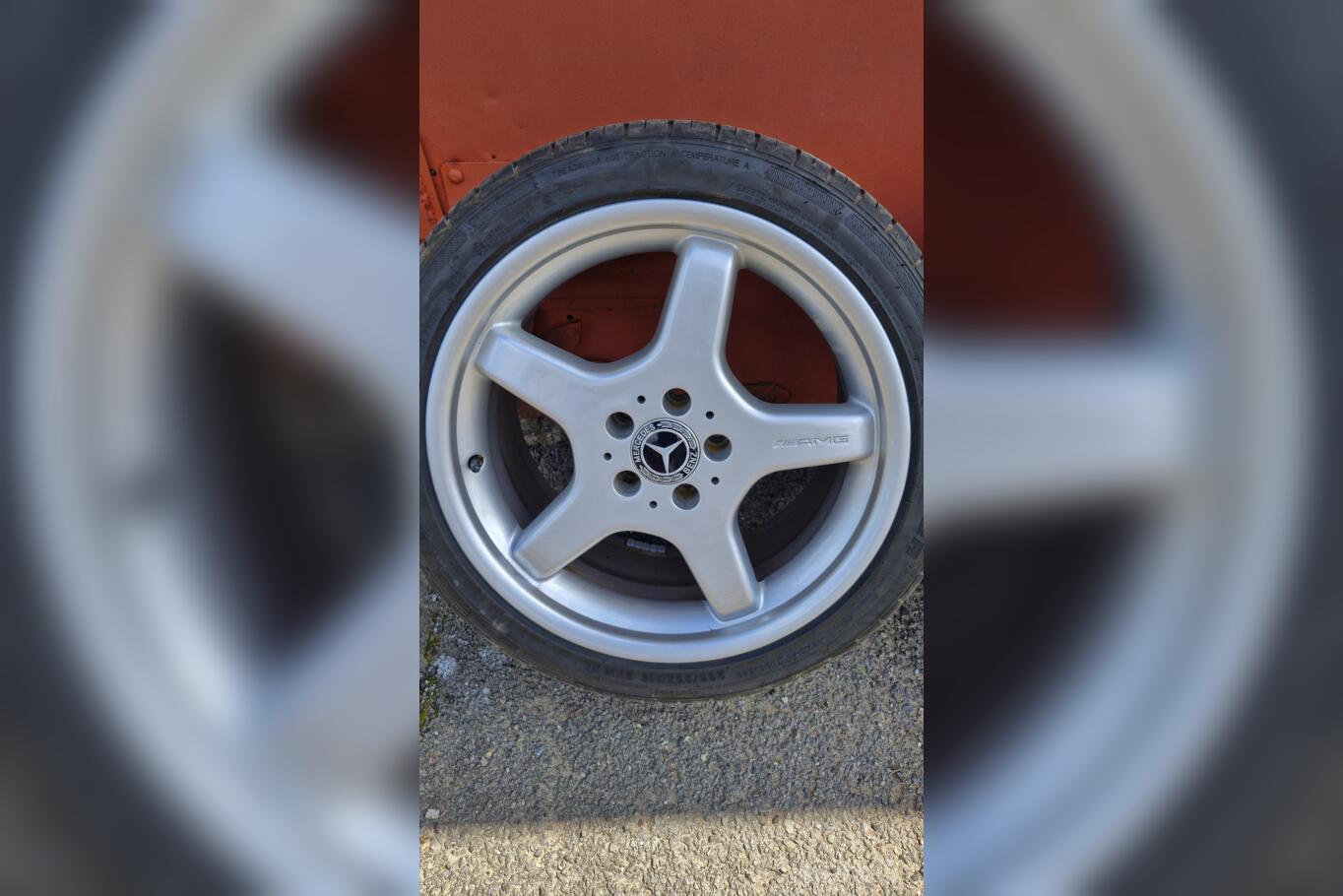 Mercedes benz, lietie