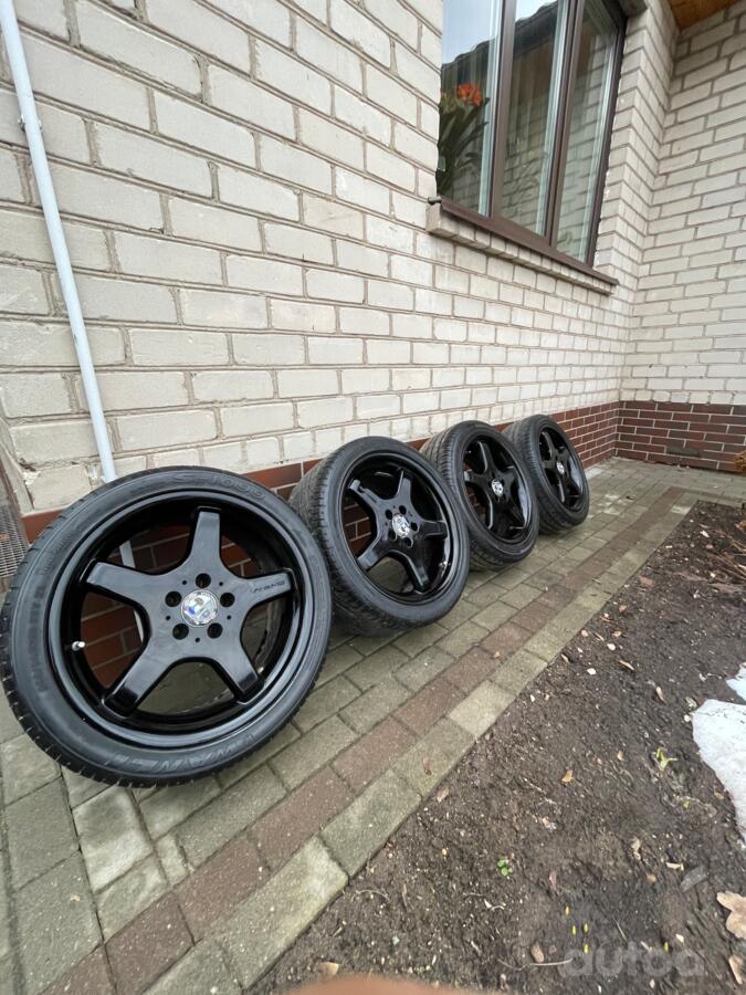 Mercedes benz, lietie