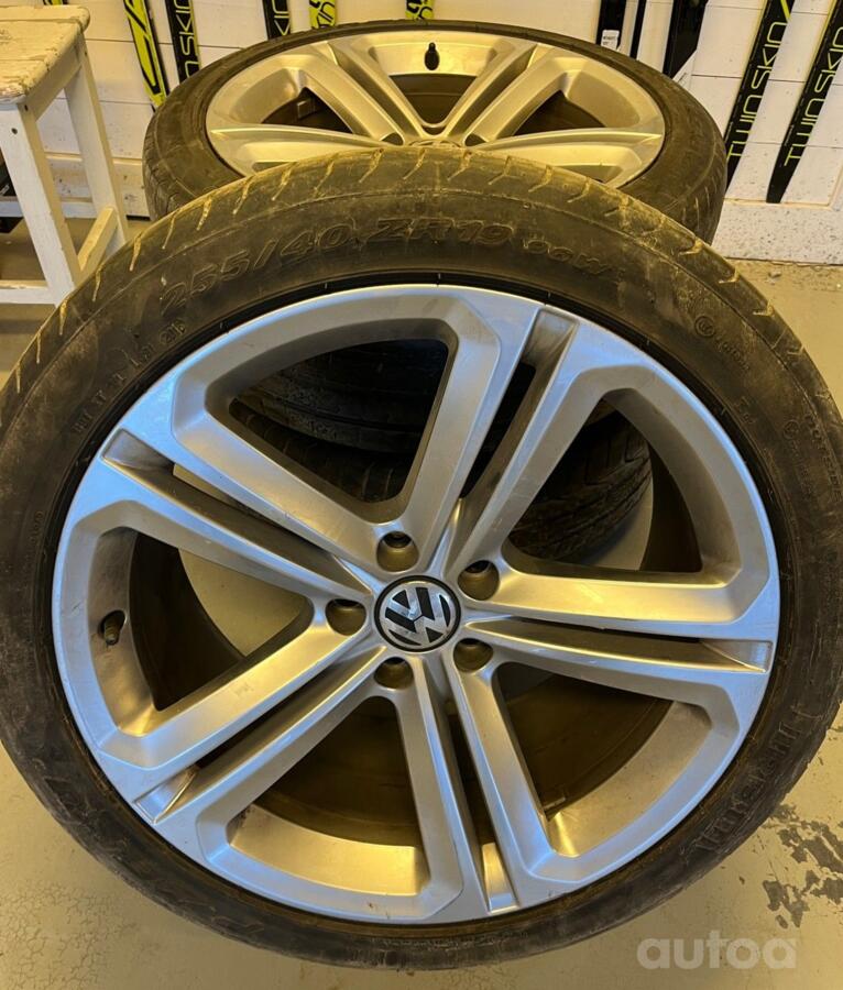 VOLKSWAGEN, lietie