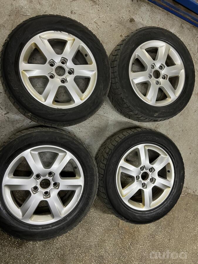 Audi q7 orginalus r18 ratlankiai su padangoms, lietie
