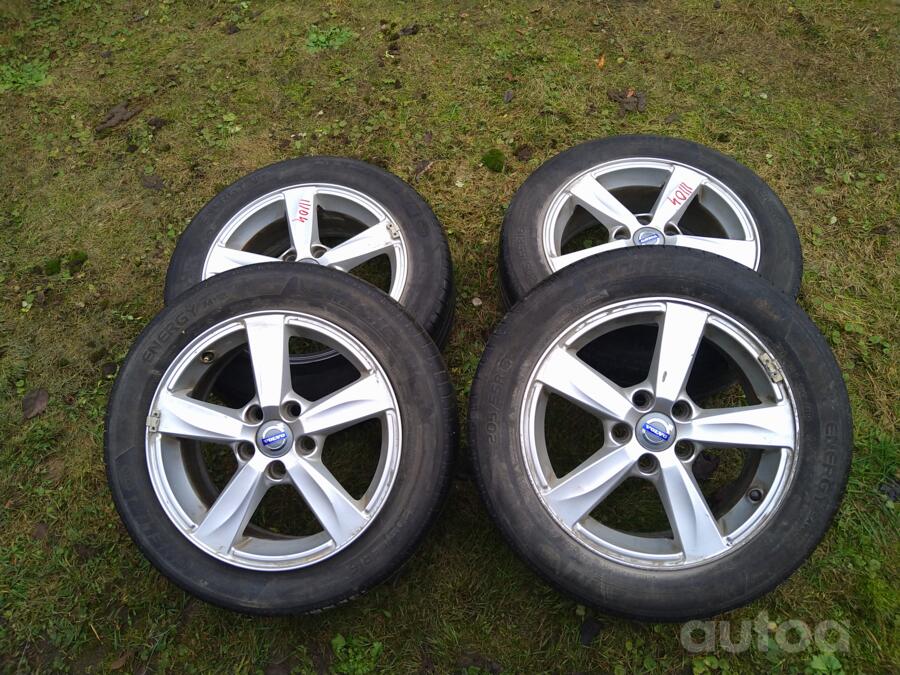 Volvo, lietie