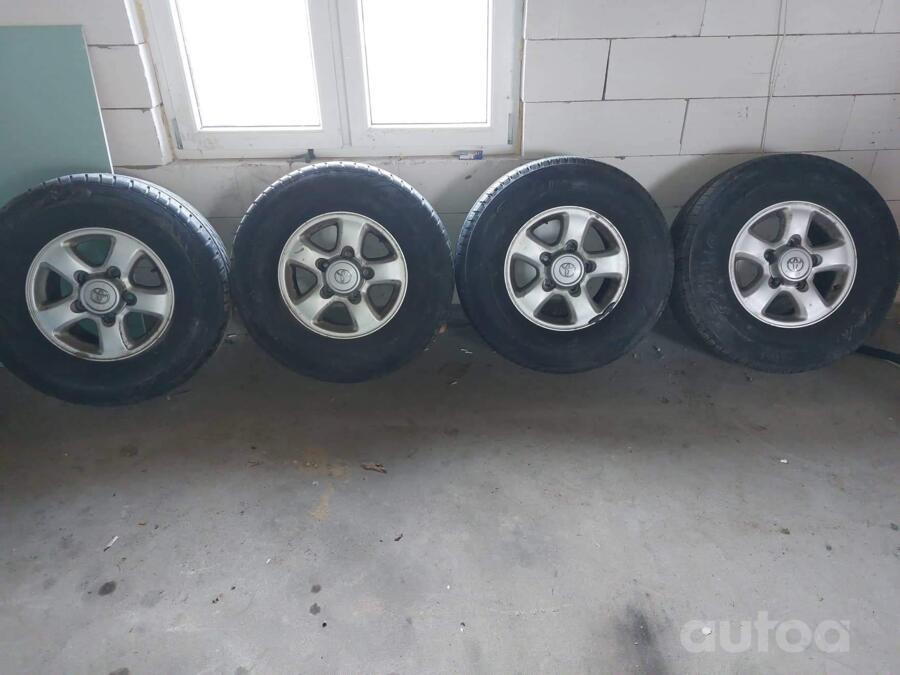 Toyota, lietie