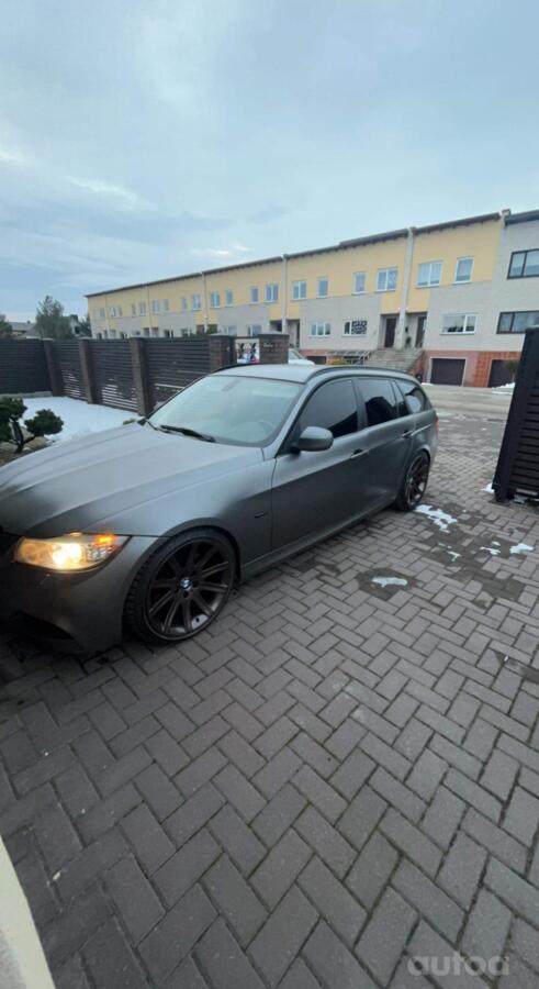 BMW, lietie