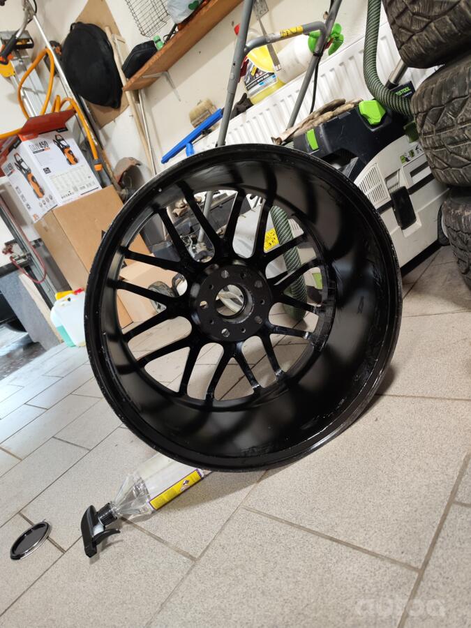 BMW, lietie
