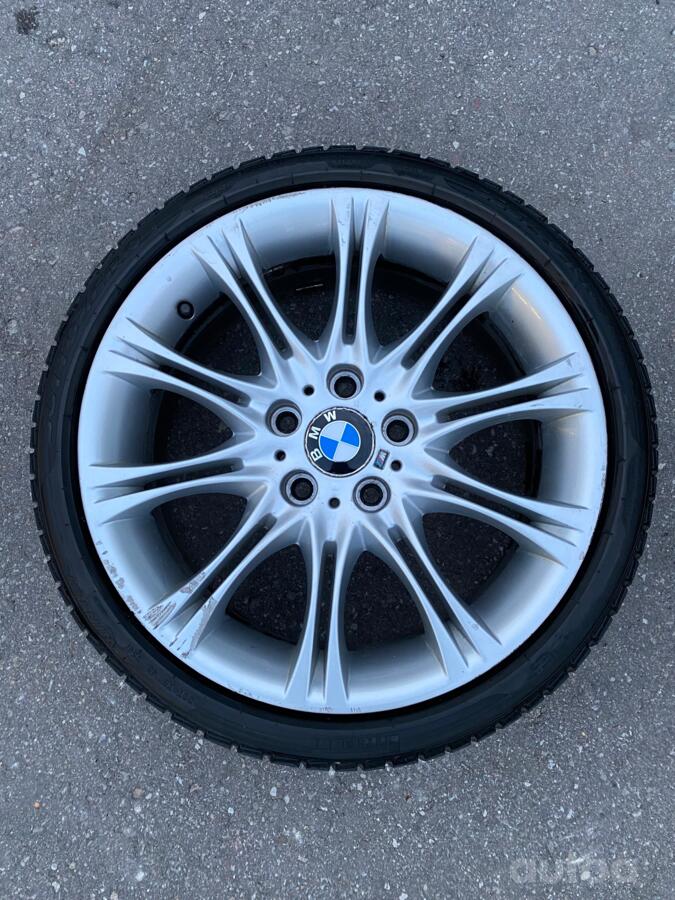 BMW, lietie