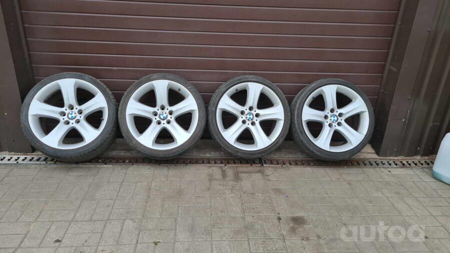 BMW, lietie