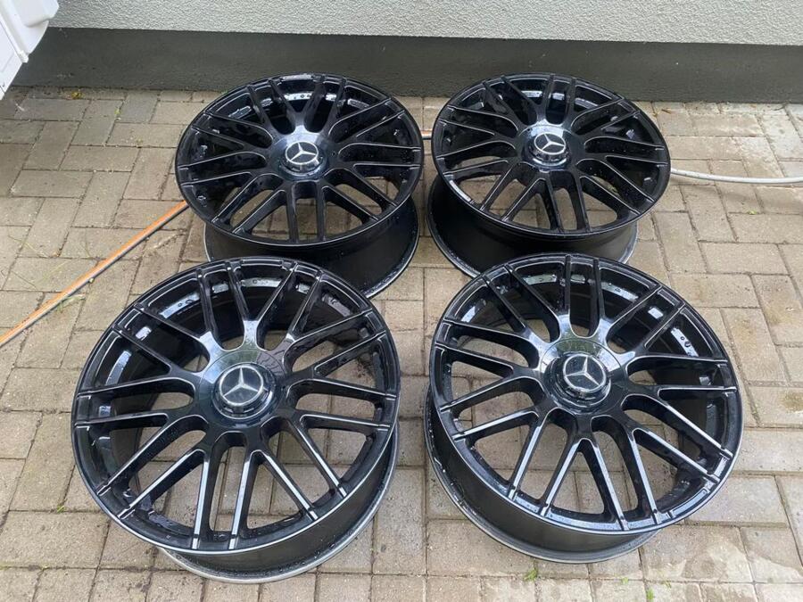 Mercedes-Benz, lietie