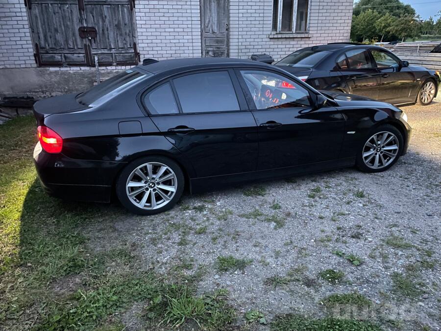BMW, lietie