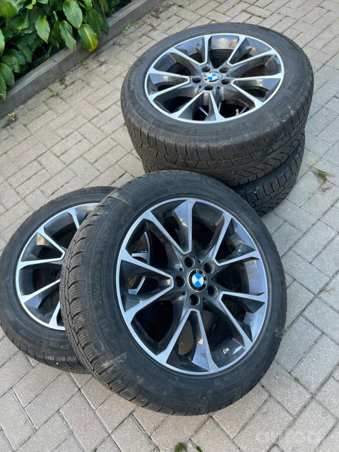 BMW, lietie