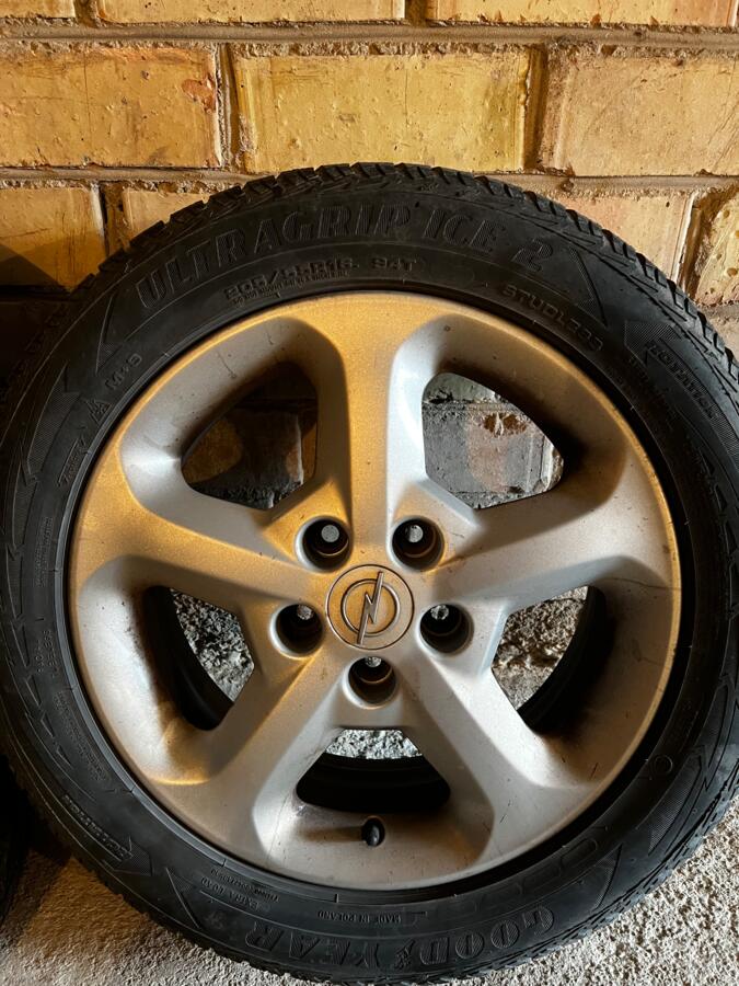 Opel, lietie
