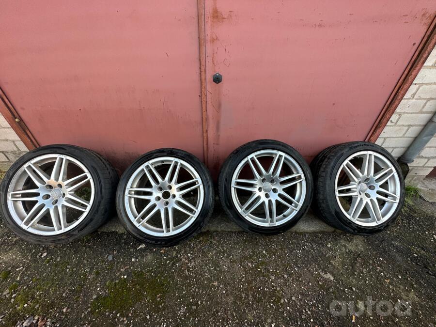 AUDI, lietie