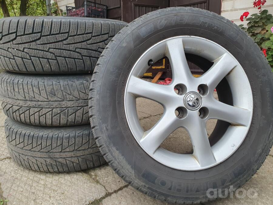 Toyota, lietie