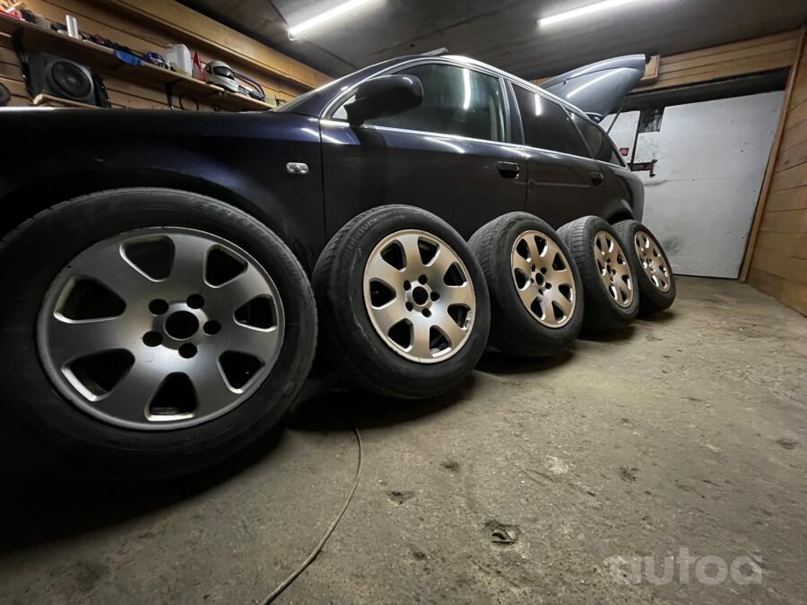 AUDI, lietie