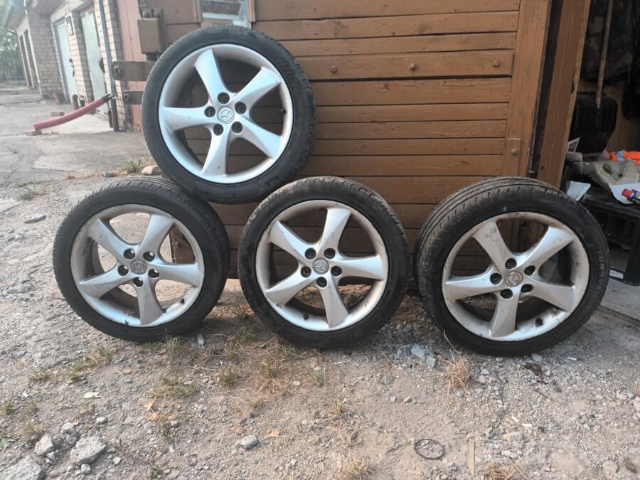 Mazda, lietie