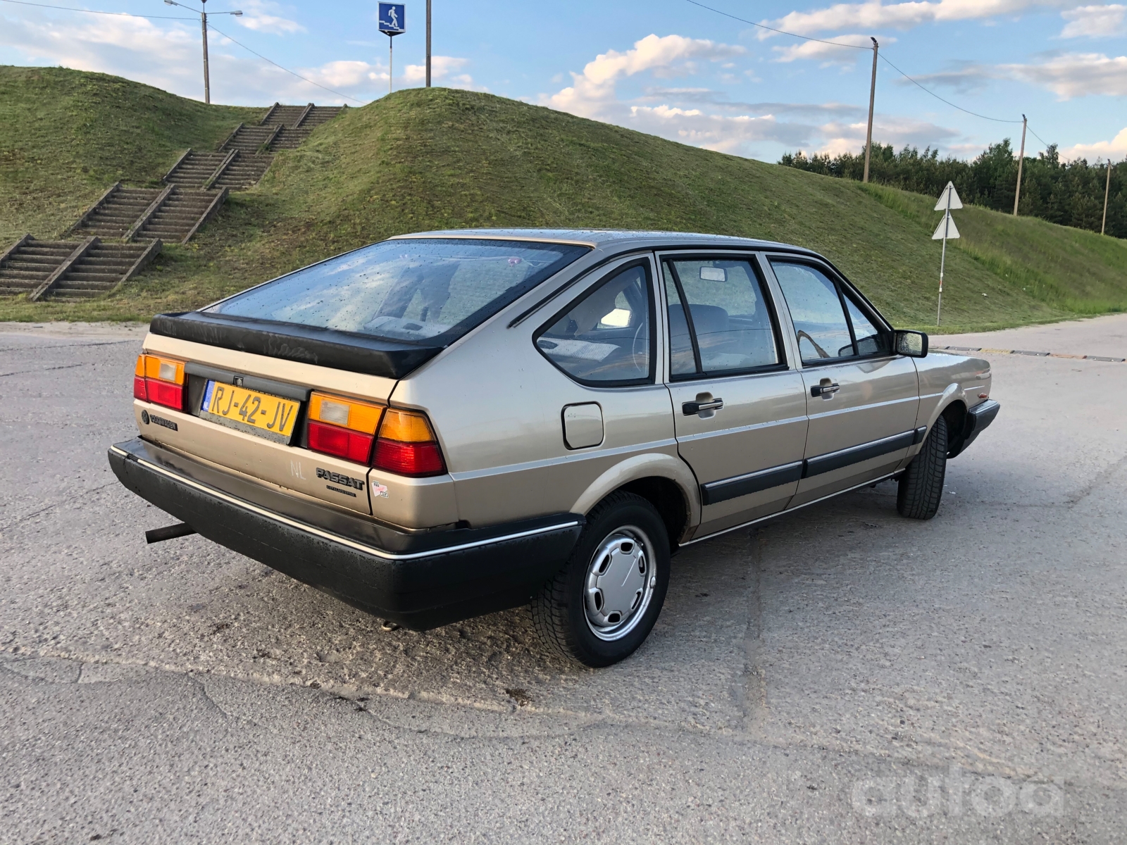 Volkswagen Passat 1600см³ Бензин, 1987м, Hatchback 5-doors | autoa.lv