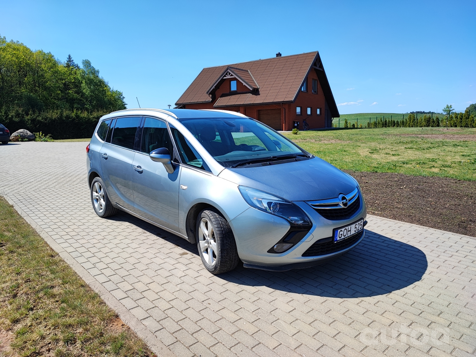 Opel Zafira 1956см³ Дизель, 2012м, Tourer minivan | autoa.lv