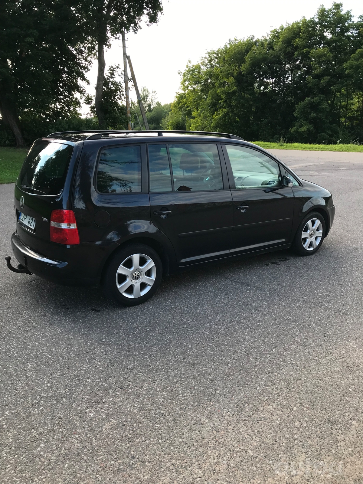 Volkswagen Touran 1968см³ Дизель, 2003м, Minivan | autoa.lv