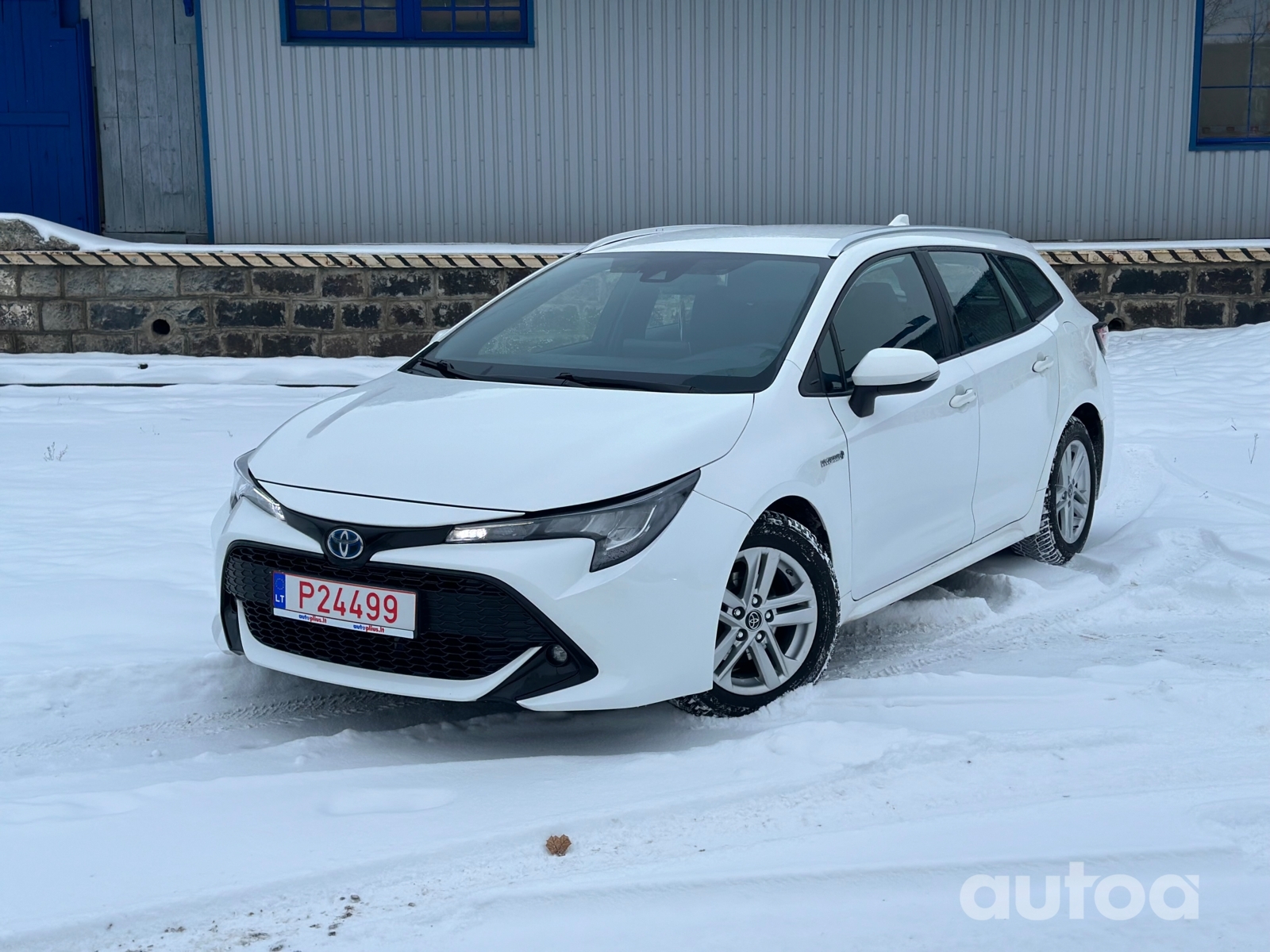 Toyota Corolla 1799см³ Бензин/электричество, 2019м | autoa.lv