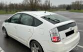 Toyota Prius 2 generation [restyling] (XW20)