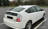 Toyota Prius 2 generation [restyling] (XW20)