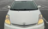 Toyota Prius 2 generation [restyling] (XW20)