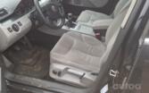 Volkswagen Passat B6 wagon 5-doors
