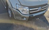 Mitsubishi Pajero 4 generation SUV 5-doors