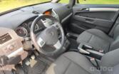 Opel Zafira B Minivan 5-doors