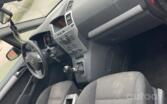 Opel Zafira B Minivan 5-doors