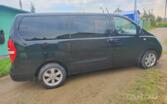 Hyundai H-1 Grand Starex Minivan