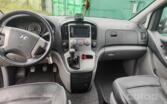 Hyundai H-1 Grand Starex Minivan