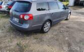Volkswagen Passat B6 wagon 5-doors