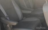 Volkswagen Routan 1 generation Minivan