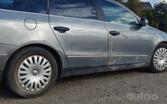 Volkswagen Passat B6 wagon 5-doors