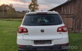 Volkswagen Tiguan 1 generation Crossover