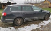 Volkswagen Passat B6 wagon 5-doors