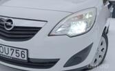 Opel Meriva 2 generation Minivan