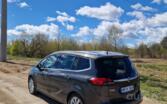 Opel Zafira C Tourer minivan