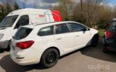 Opel Astra J Sports Tourer wagon