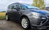 Opel Zafira C Tourer minivan