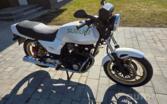 Suzuki GS